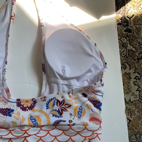 CUPSHE *missing orange belt* Low Chest Swimsuit - Picture 9 of 10